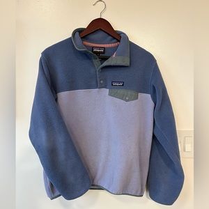 Patagonia women’s Lightweight Synchilla Snap-T Pullover. Current Blue